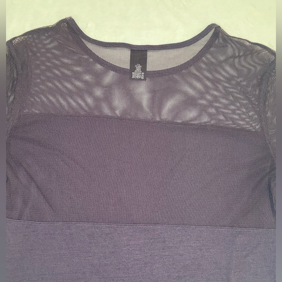 Victoria Secret Mesh Activewear Long Sleeve Shirt - Picture 3 of 6